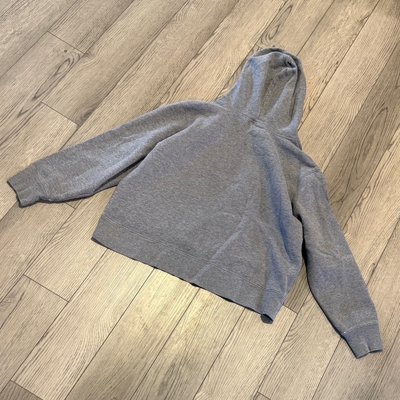 Junior size l large Aero Gray Hoodie in good used condition - Picture 3 of 3